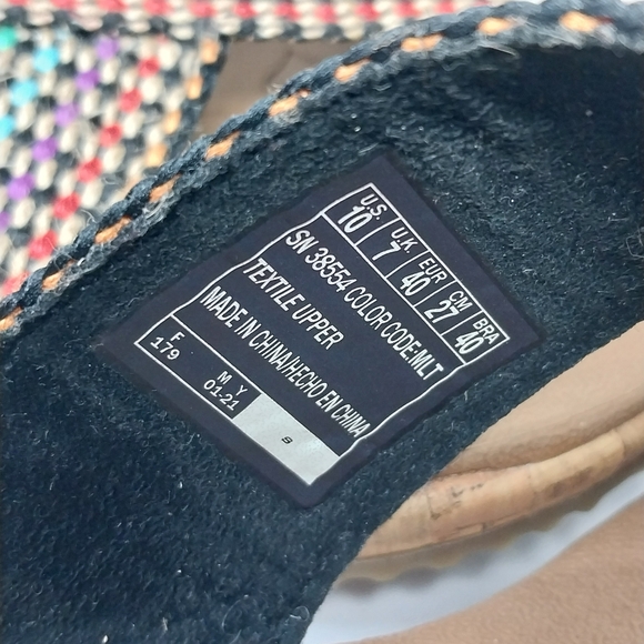 Skechers Beverly Delighted Womens 10 Luxe Foam Rainbow Woven Open Toe Sandals - Picture 2 of 9